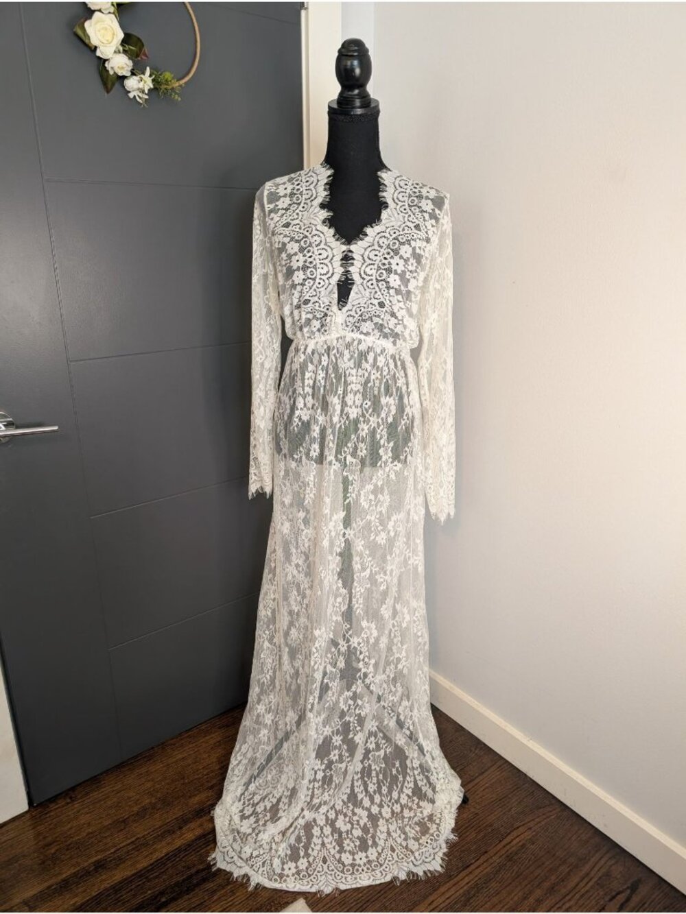 Qinmi Lover Womens White Lace Long-Sleeve Maxi Dress Sheer Floral Design - Large
